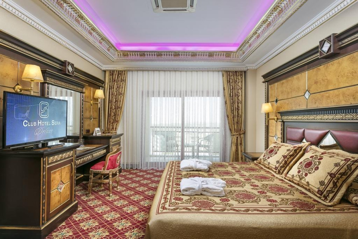 CLUB HOTEL SERA