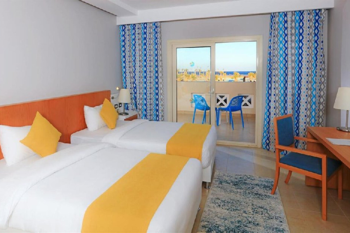 LABRANDA SATAYA MARSA