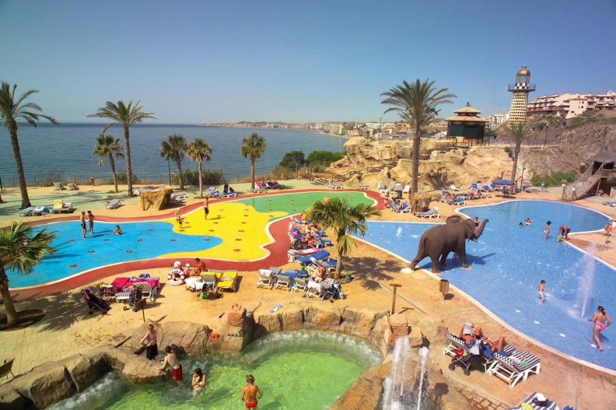 Holiday World Polynesia Hotel (Benalmadena)