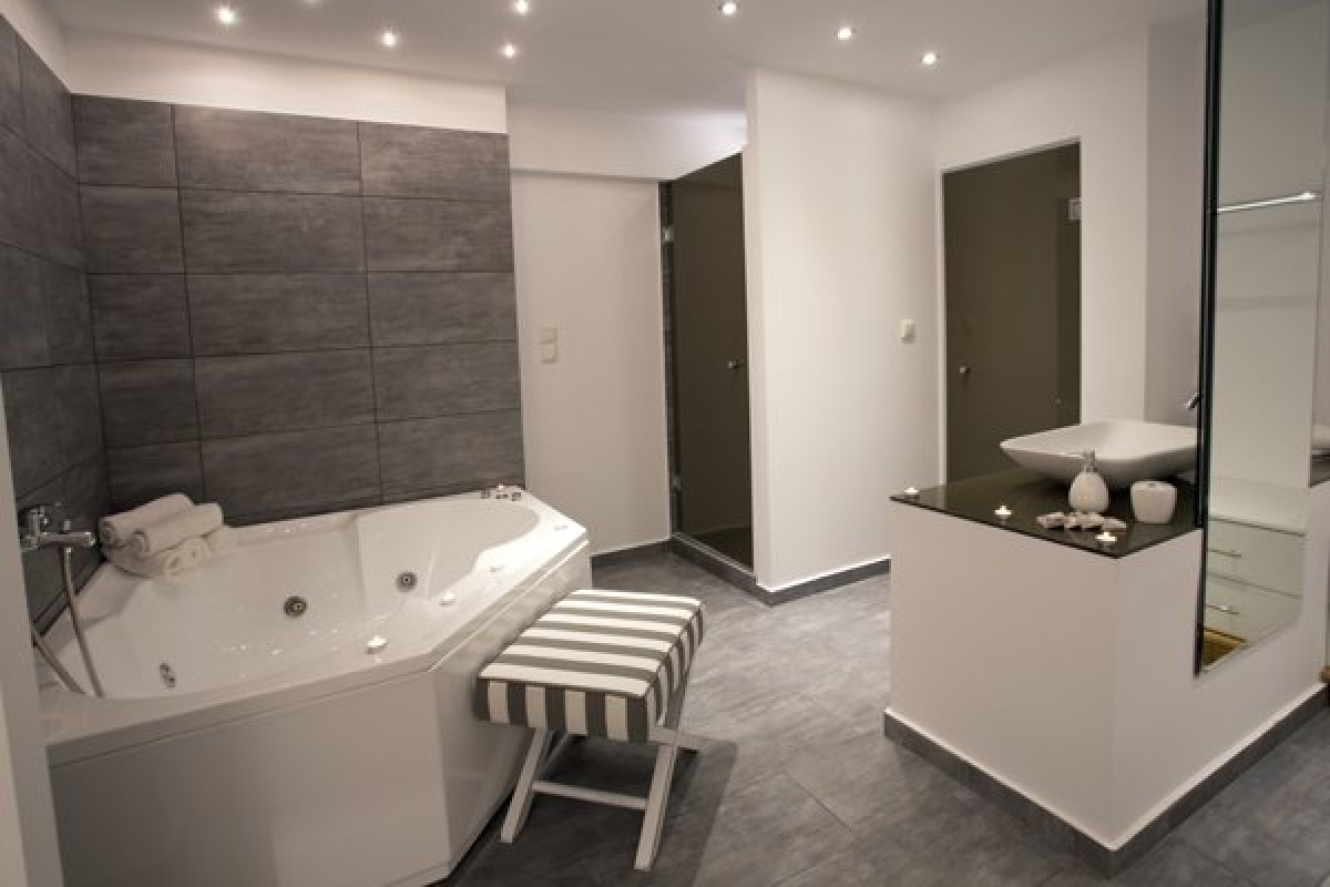 Kapahi Sea View Hotel Apartments