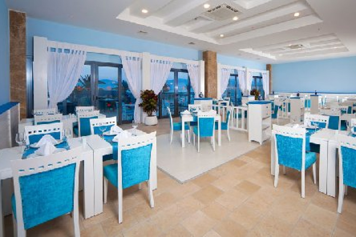 VENOSA BEACH RESORT SPA, vechi