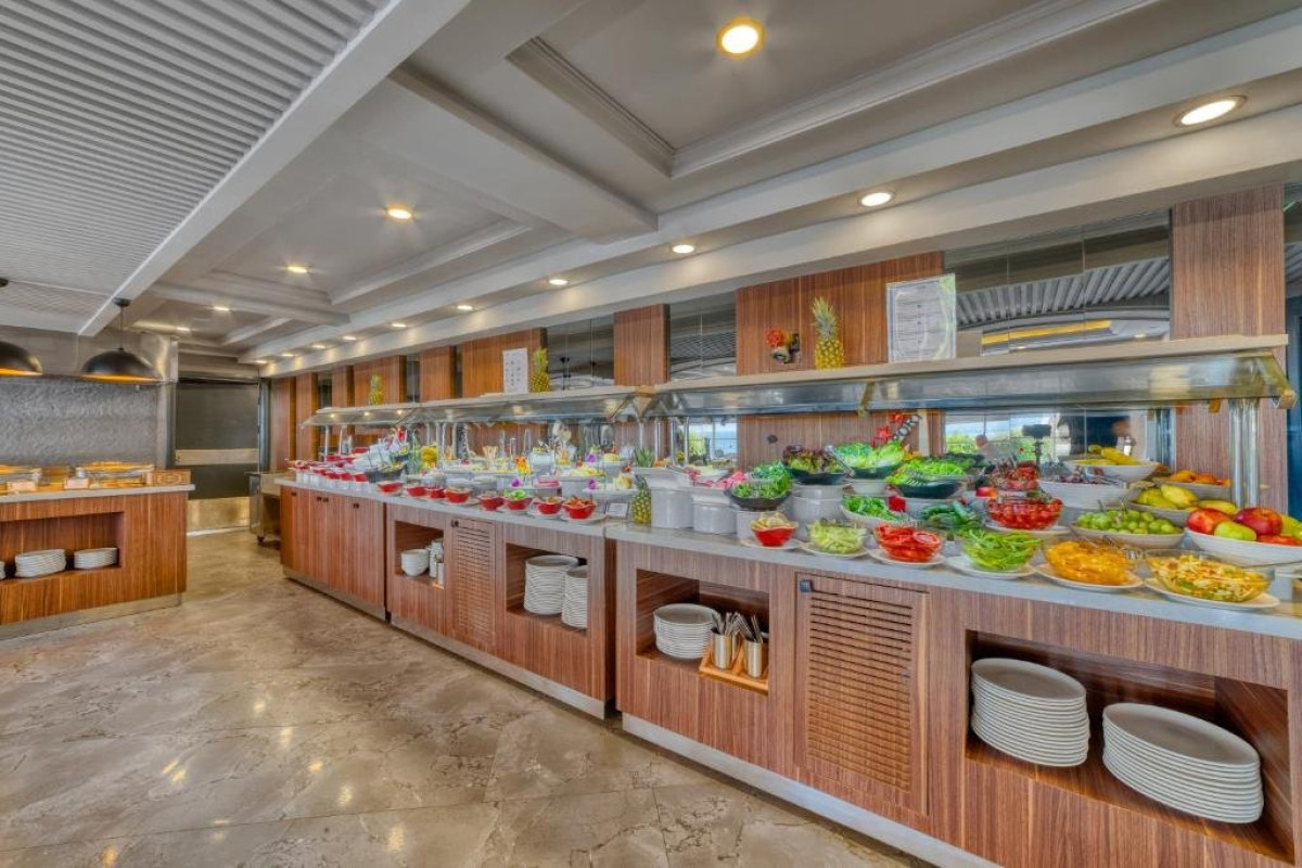 NUMA PORT HOTEL