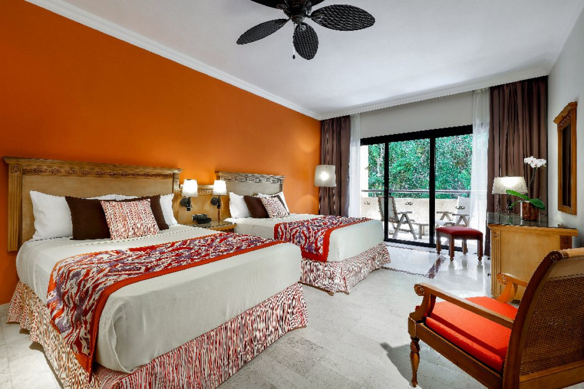 Grand Palladium White Sand Resort and Spa