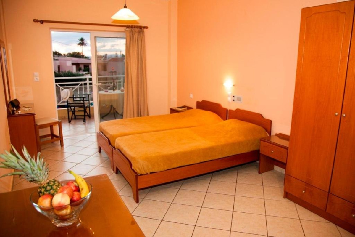 Blue Sky Apartments - Agia Marina