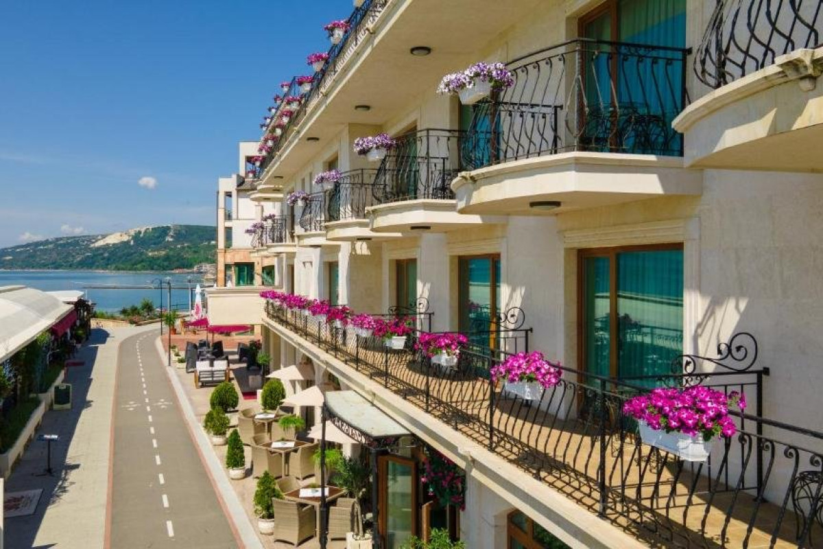 MISTRAL (Balchik)