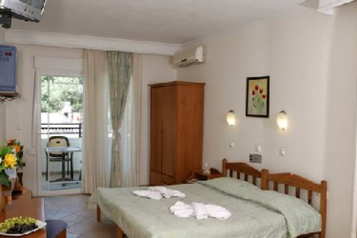 Sirines Hotel (Potos)