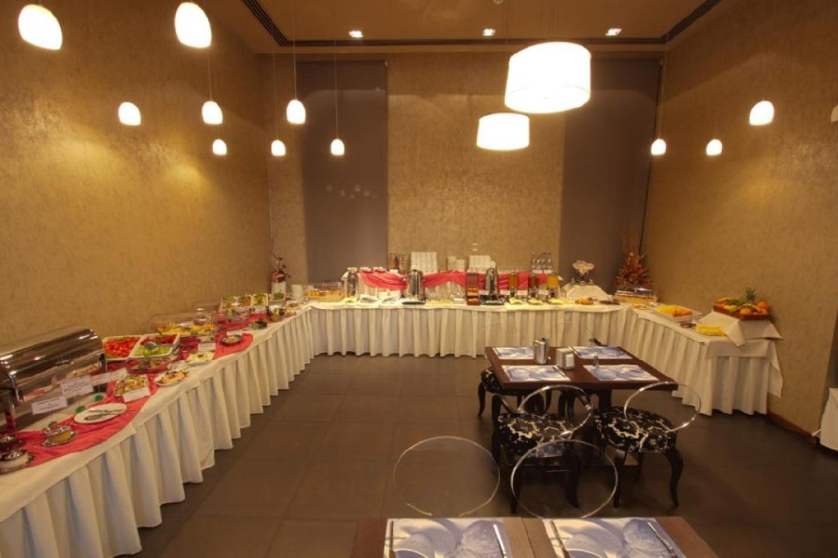 Hotel Golden Tulip Ana Dome
