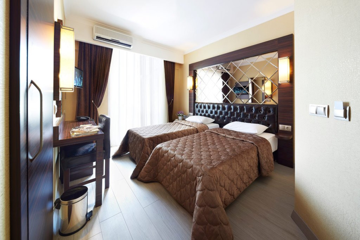IDEAL PICCOLO HOTEL (Adults Only)