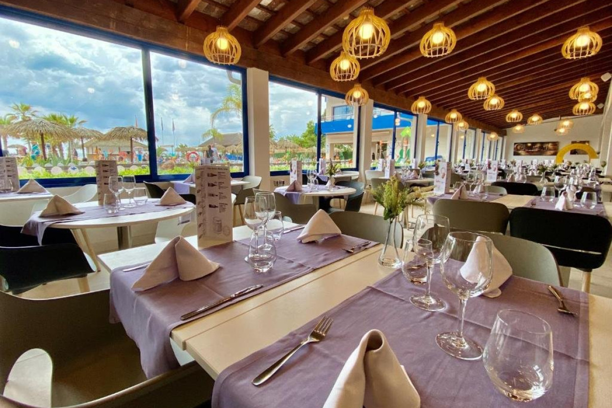 TAHITI PLAYA AND SUITES (Santa Susanna)