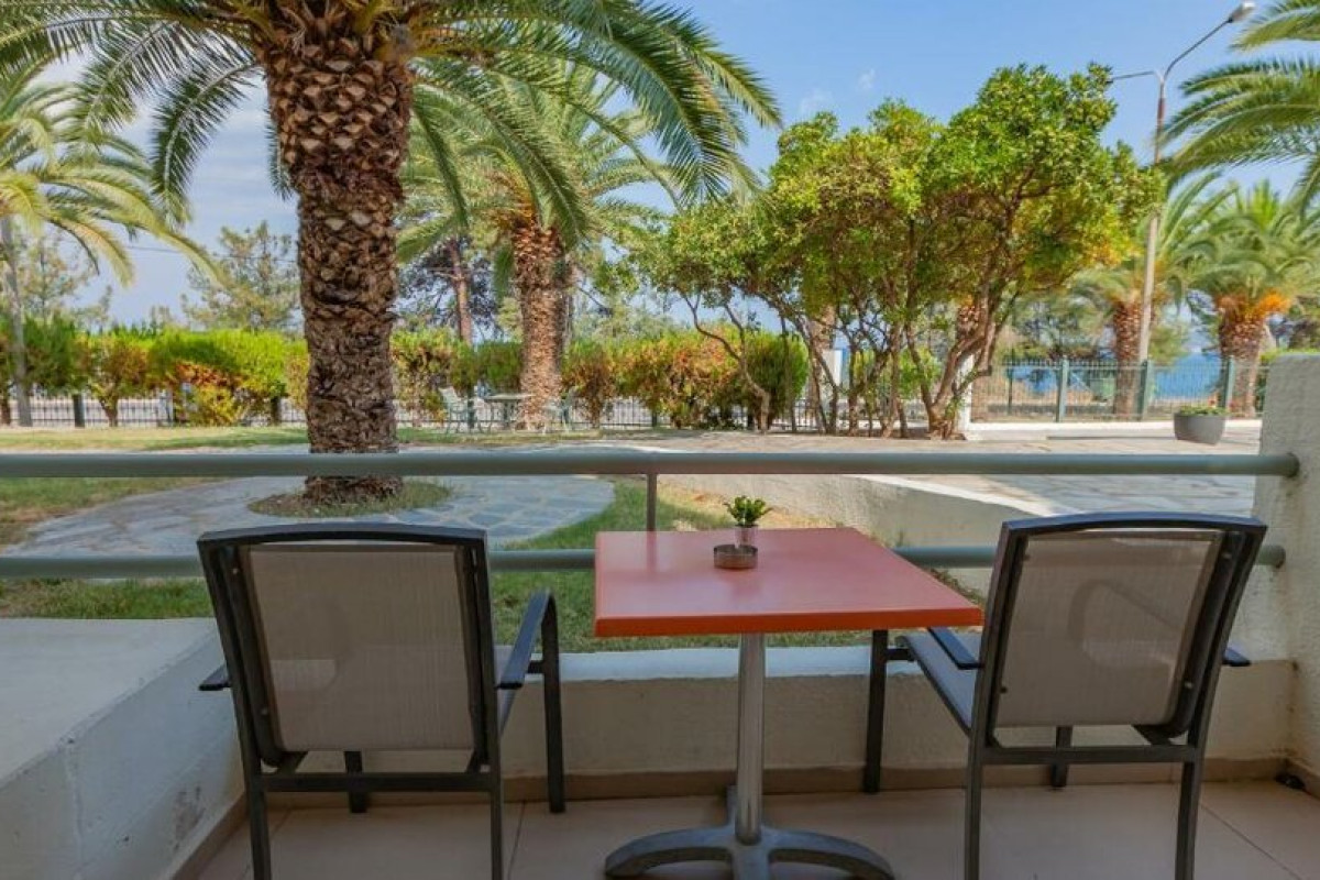 ESPERIDES SOFRAS RESORT  - Glikadi