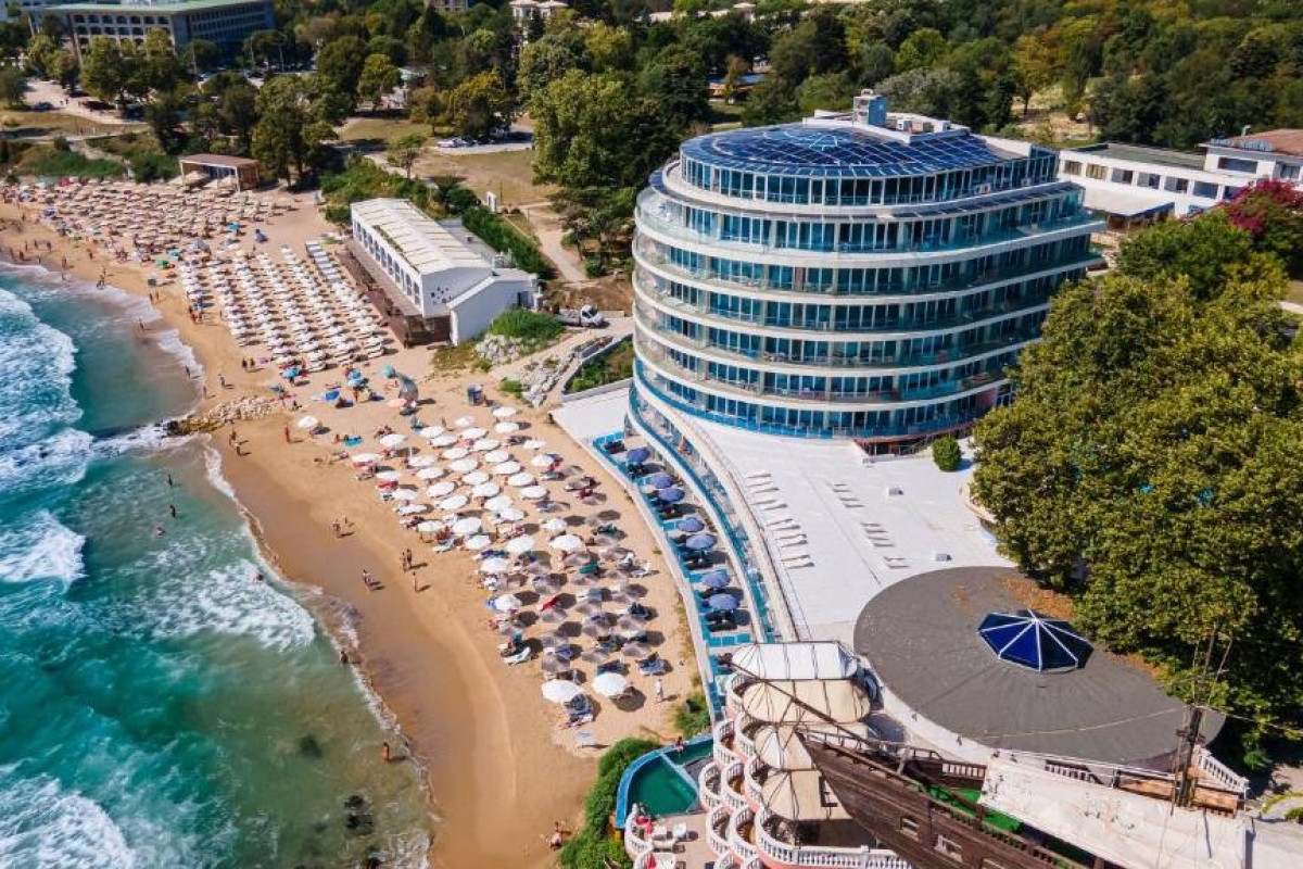 SIRIUS BEACH