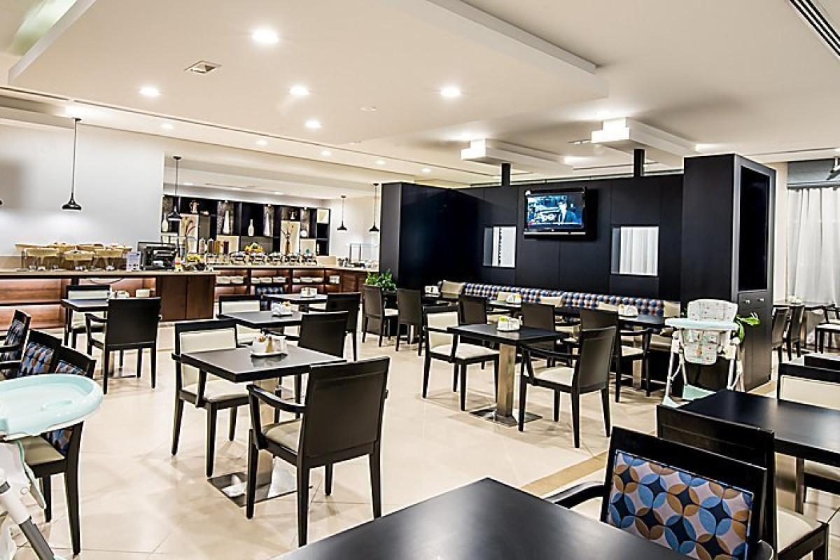 HOLIDAY INN EXPRESS DUBAI JUMEIRAH