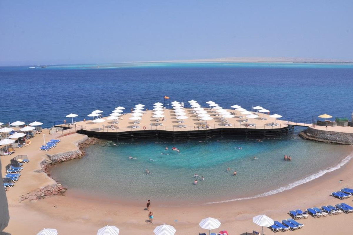 SUNRISE HOLIDAYS (ADULTS ONLY)