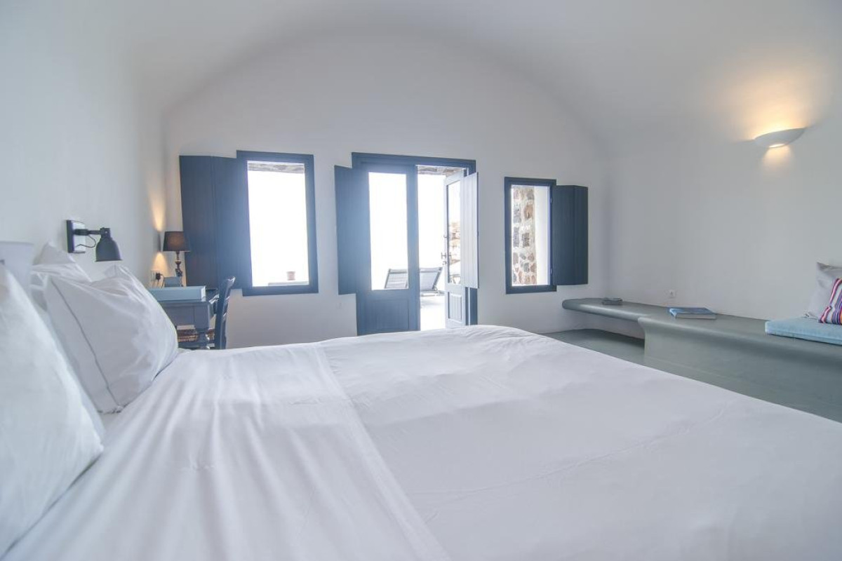 Ambassador Aegean Luxury Hotel Suites (Akrotiri - Santorini)