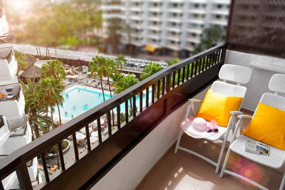 Servatur Waikiki