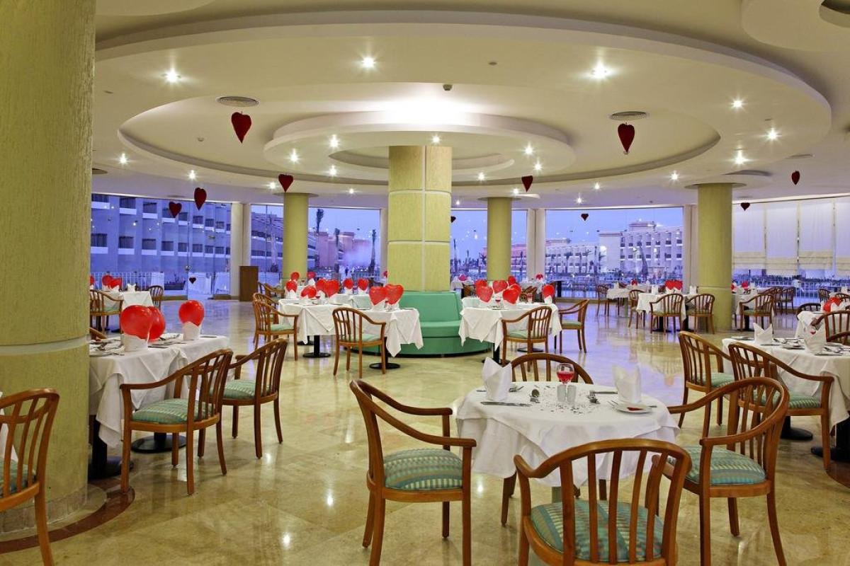 THREE CORNERS SUNNY BEACH RESORT