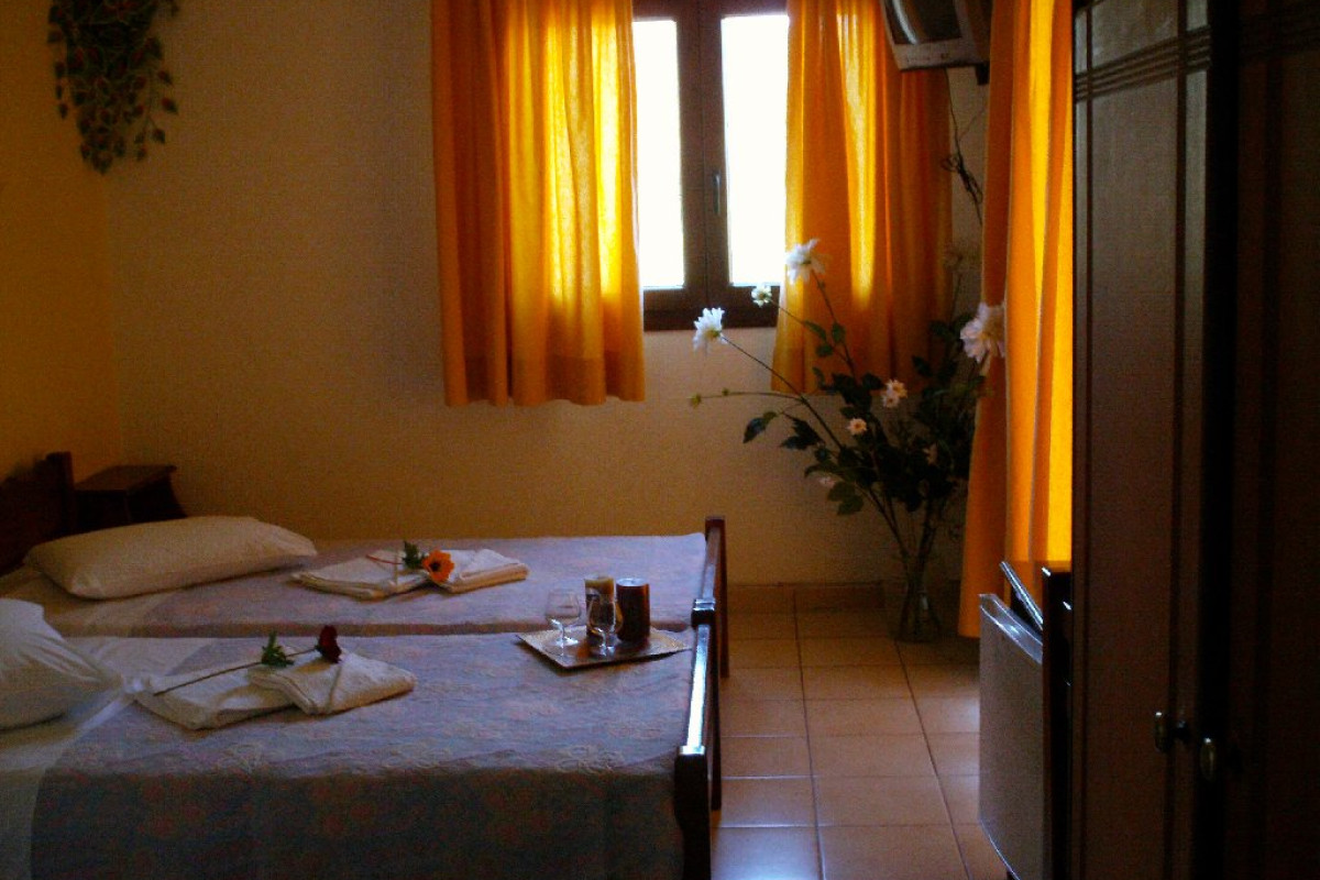 Kassandra Hotel - Kala Nera