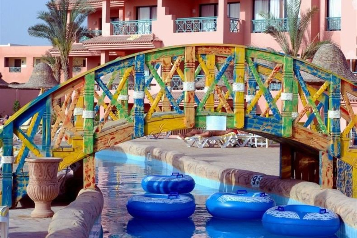 Parrotel Aqua Park Resort