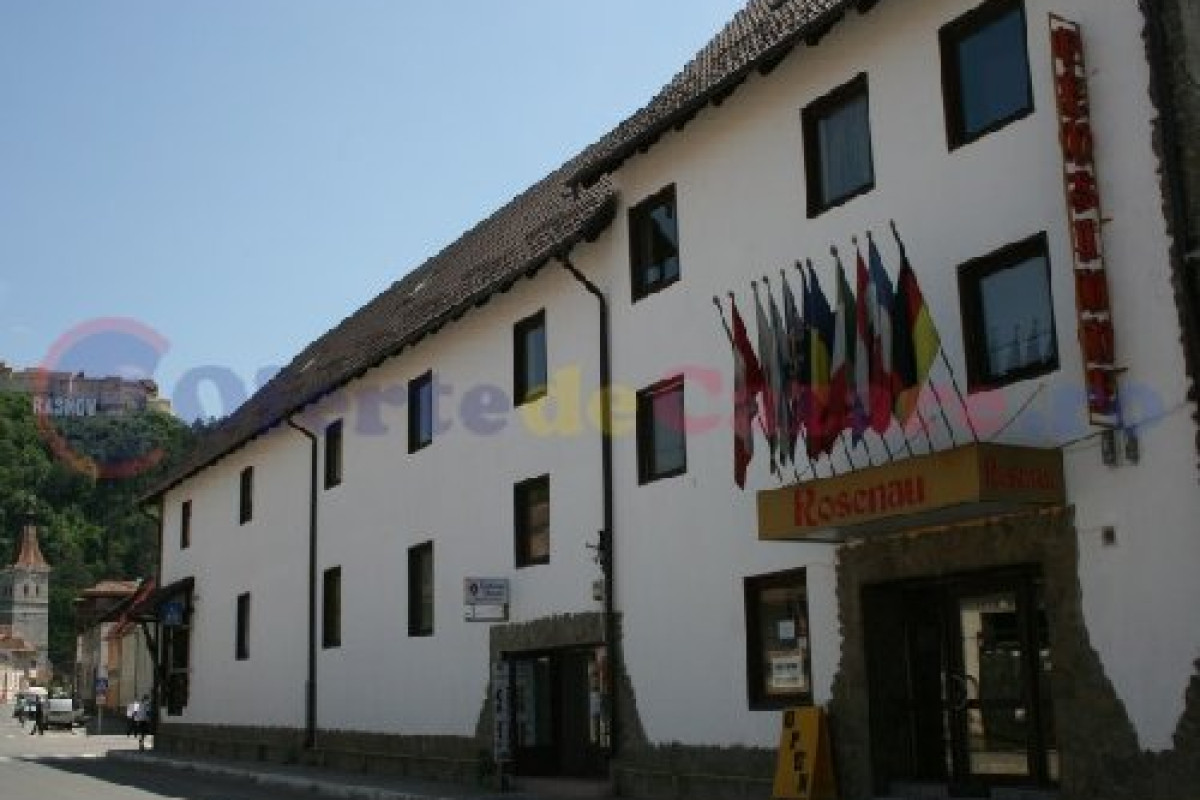 PENSIUNEA ROSENAU
