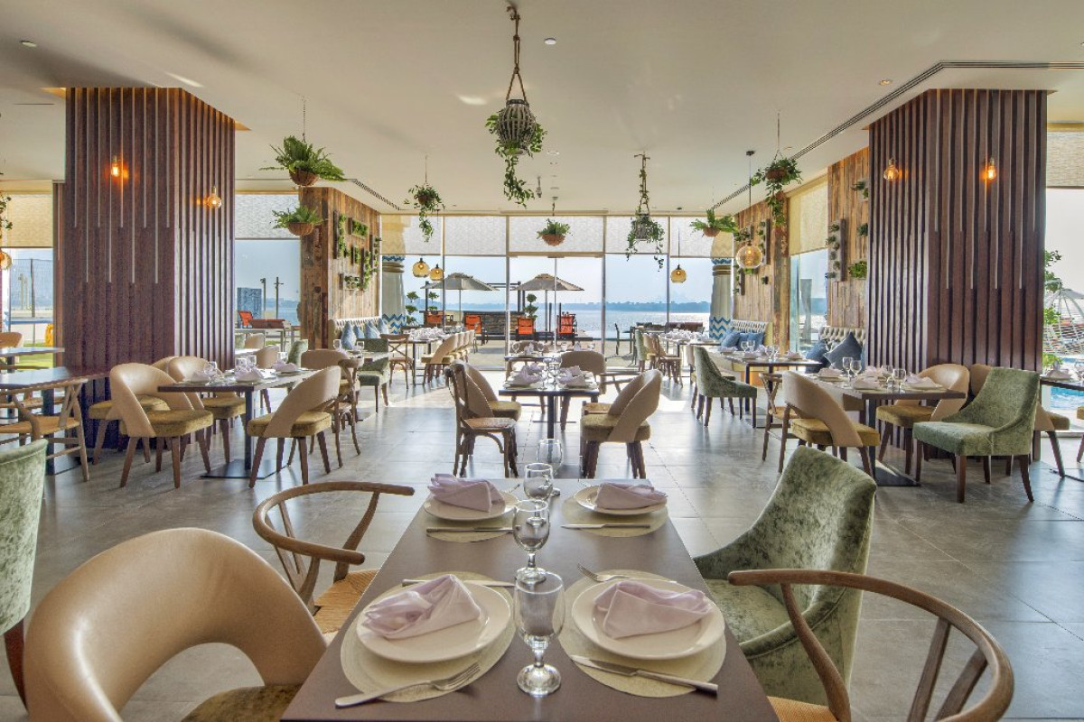 Royal Central The Palm