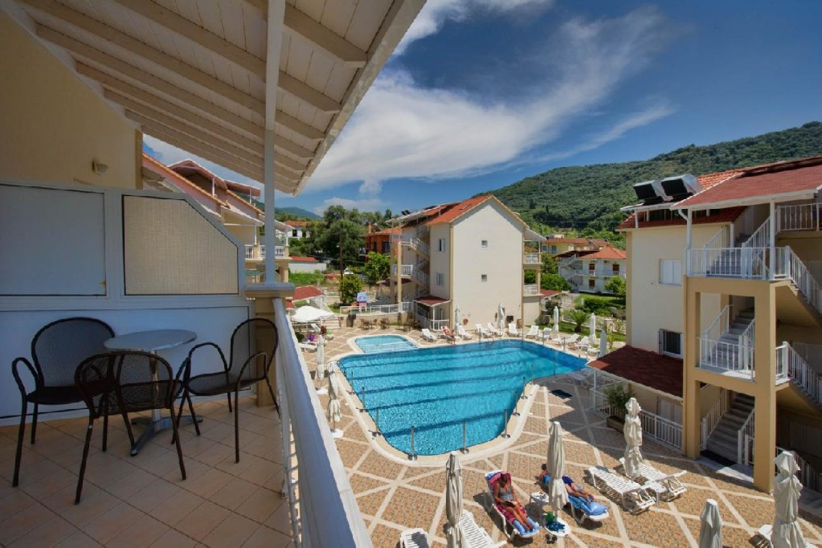 Elena Hotel - Apartments (Parga)
