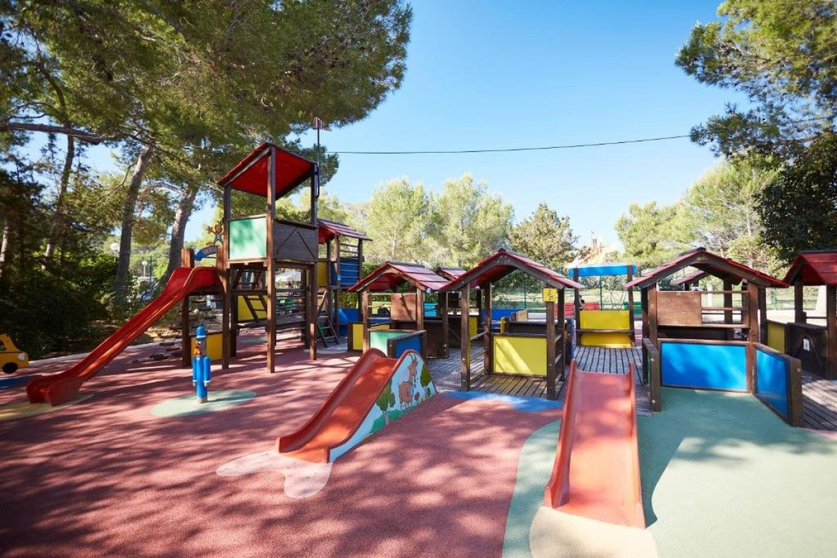 INVISA FIGUERAL RESORT