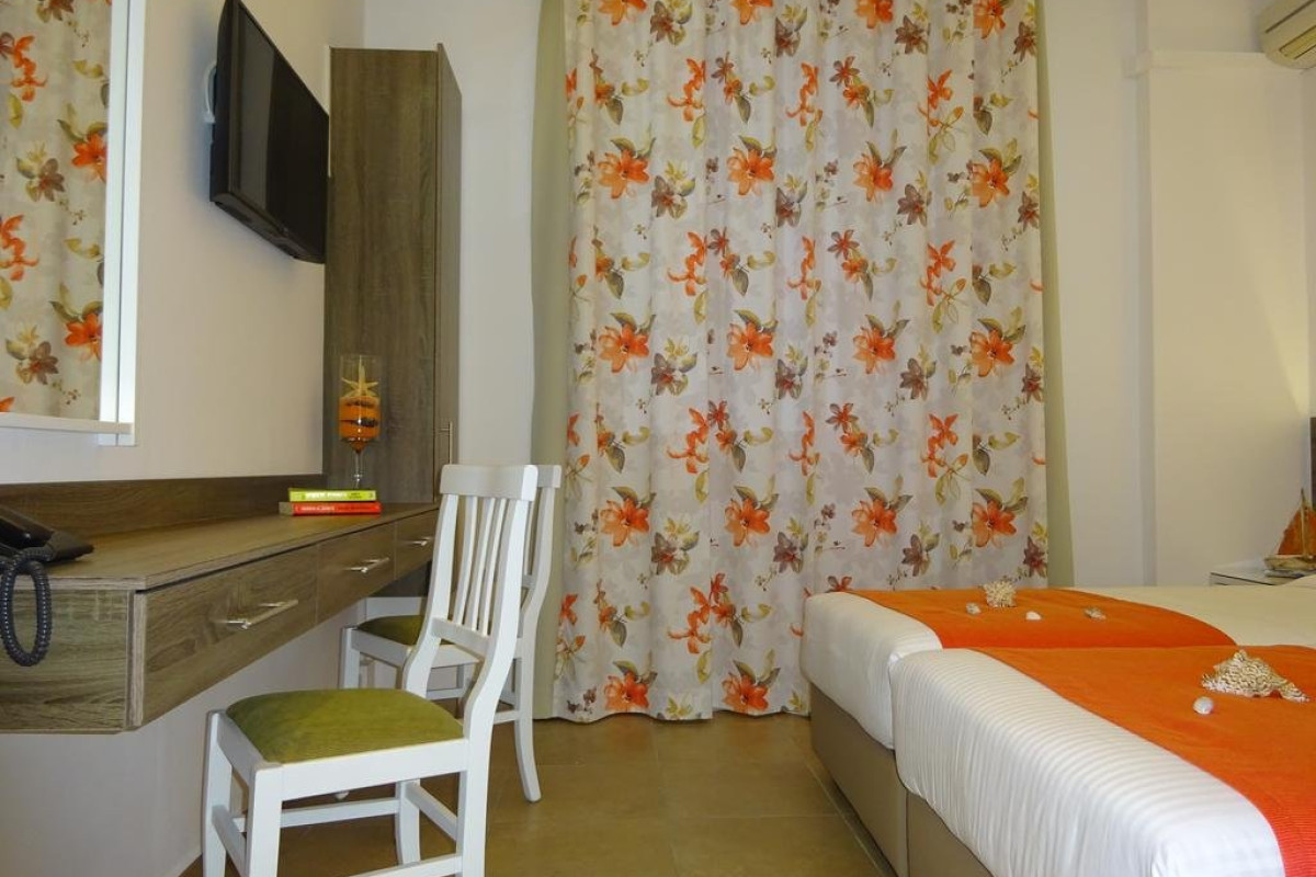 Astra Village Apartments and Suites (Koutouloufari)