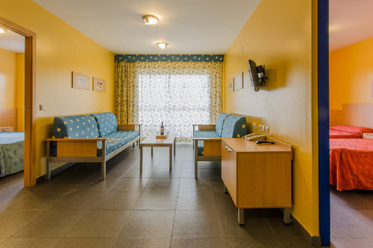 APARTAMENTOS TERRALTA