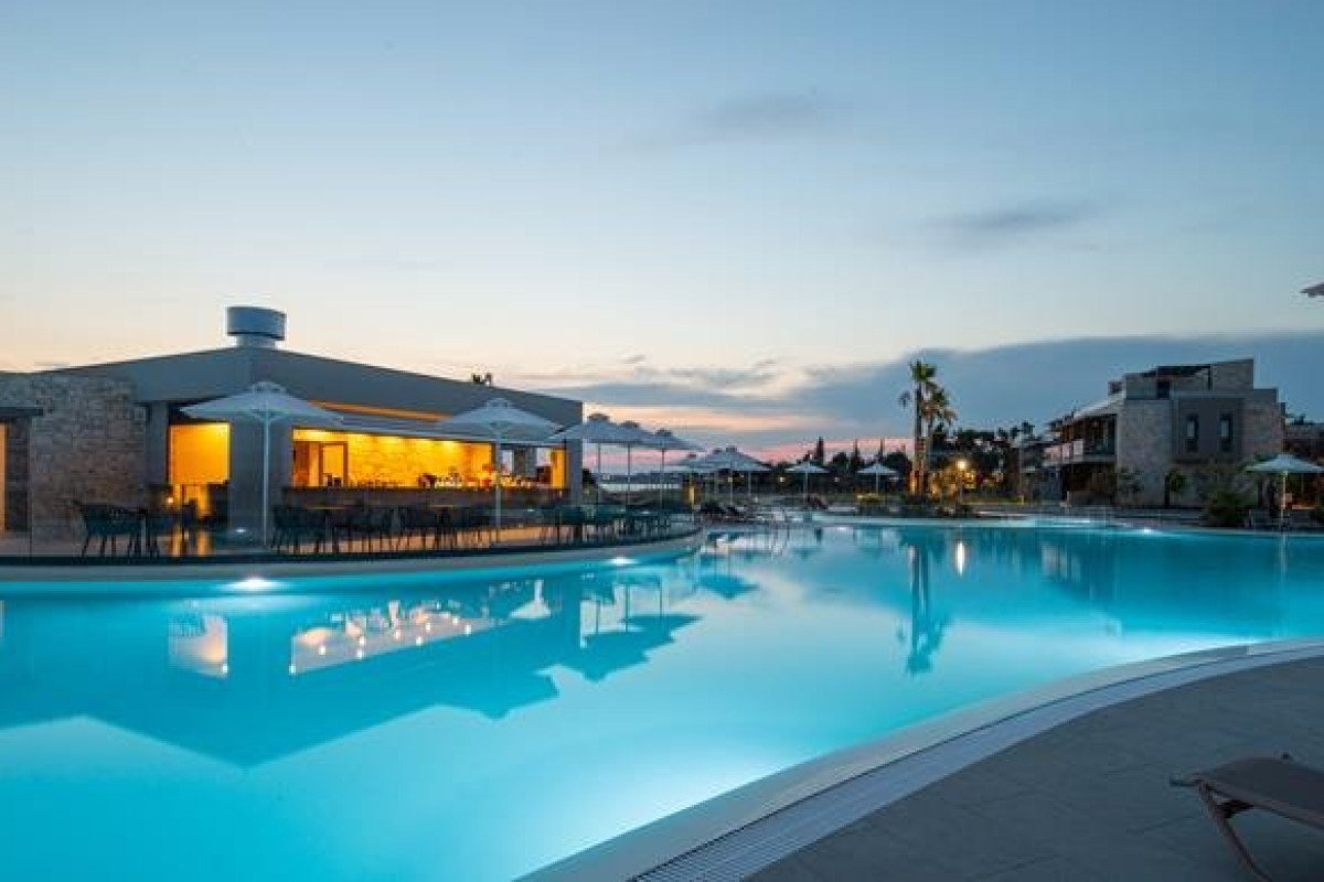 Portes Lithos Luxury Resort (Potidea, Kassandra)