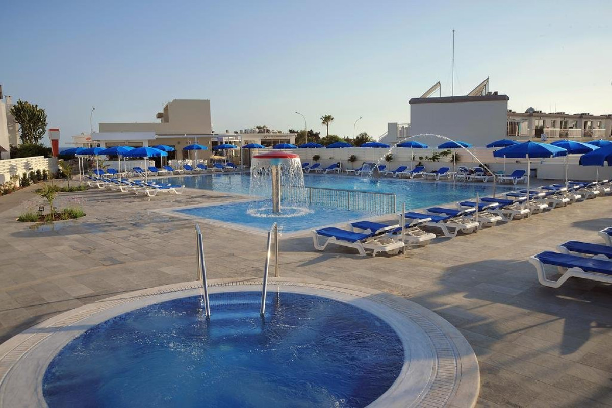 Euronapa Hotel Apartments