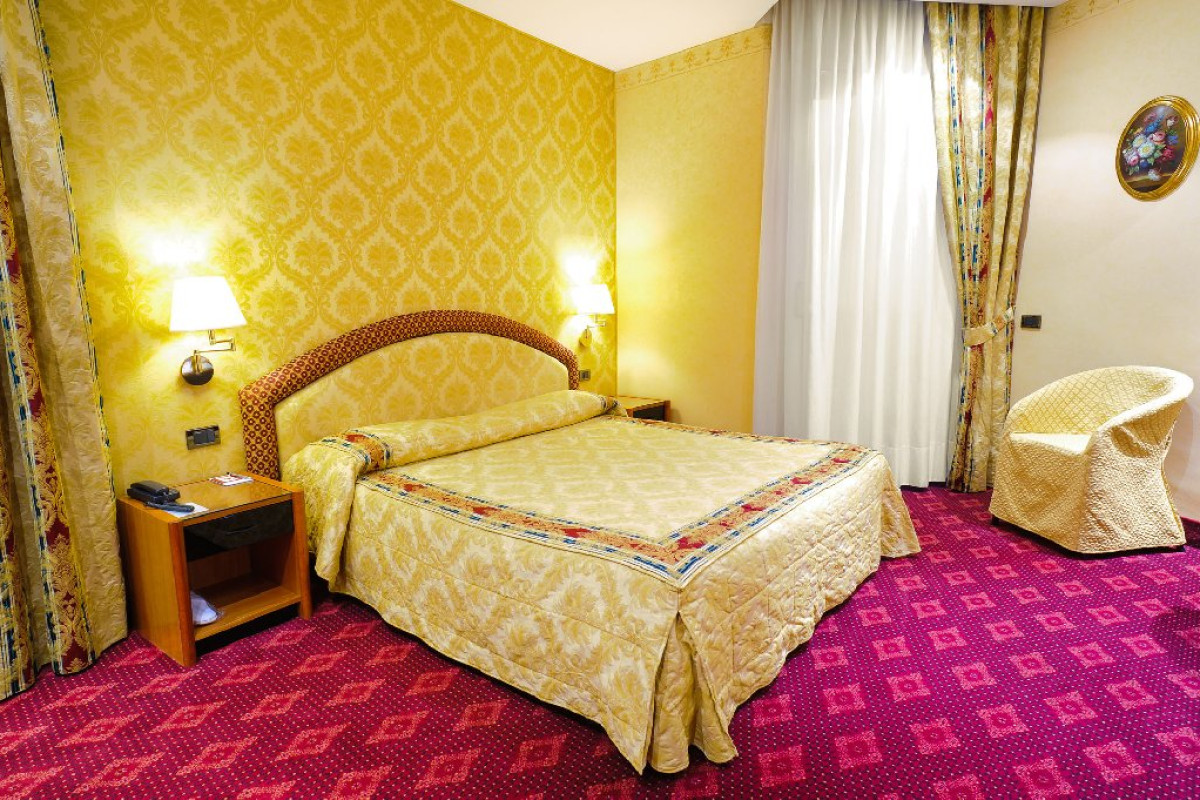 Admiral Palace (Marina Centro)