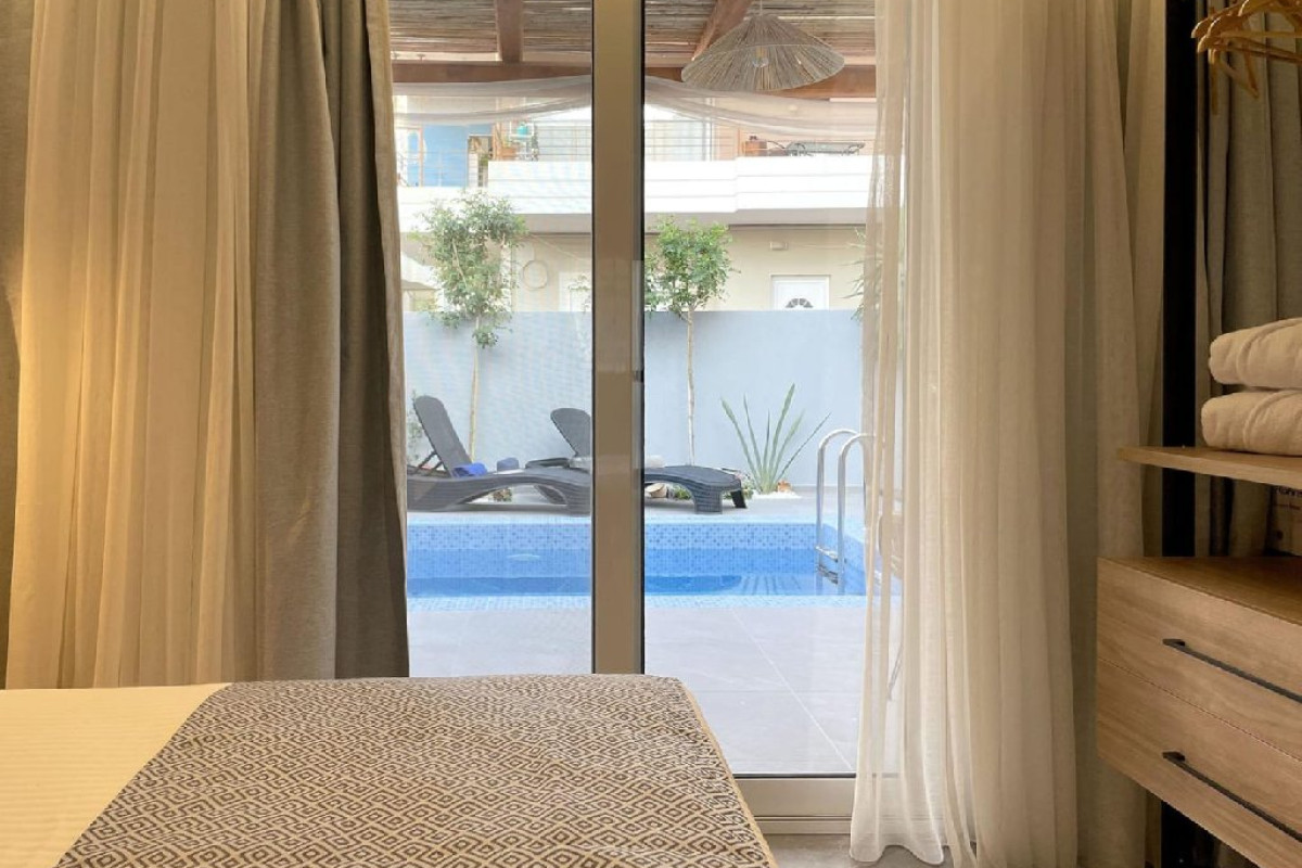 VOULA HOTEL AND APTS