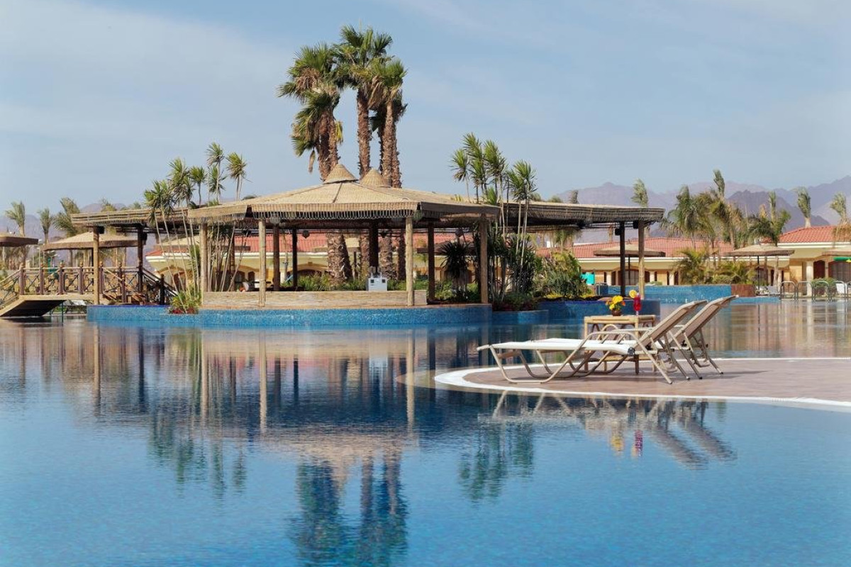 JOLIE VILLE GOLF RESORT