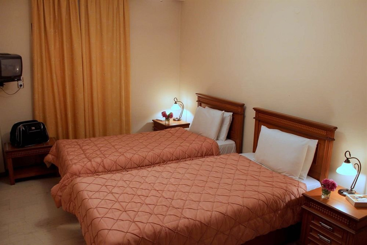 Famissi Hotel
