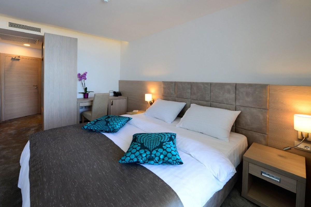 Grand Hotel Adriatic II (Opatija)