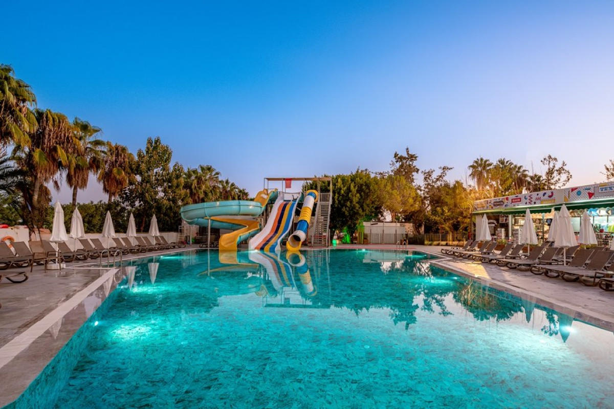 SEAPHORIA BEACH RESORT