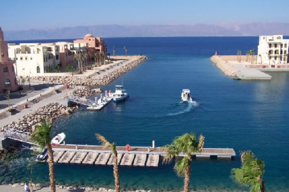 Marina Plaza