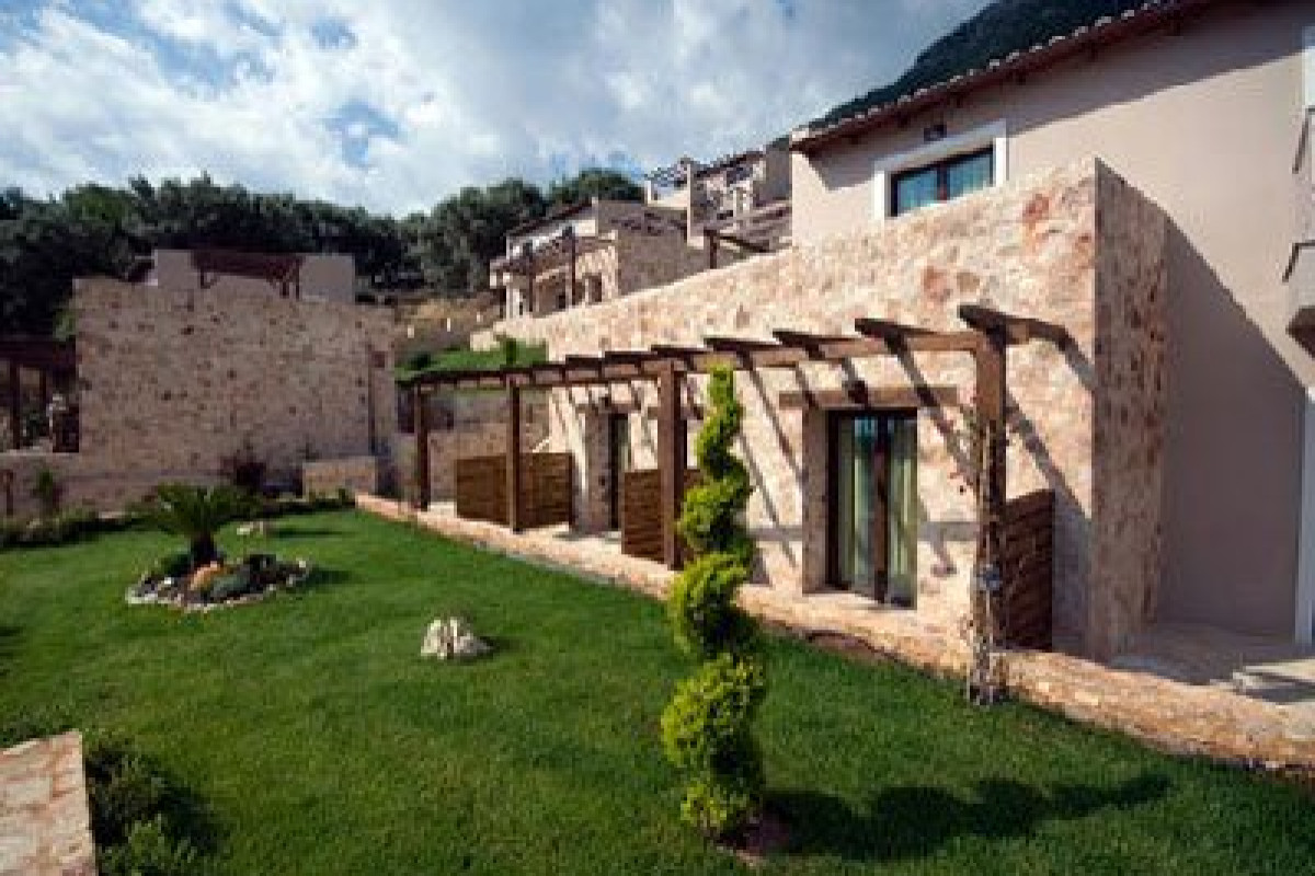 Tesoro Hotel (Nikiana) (F)