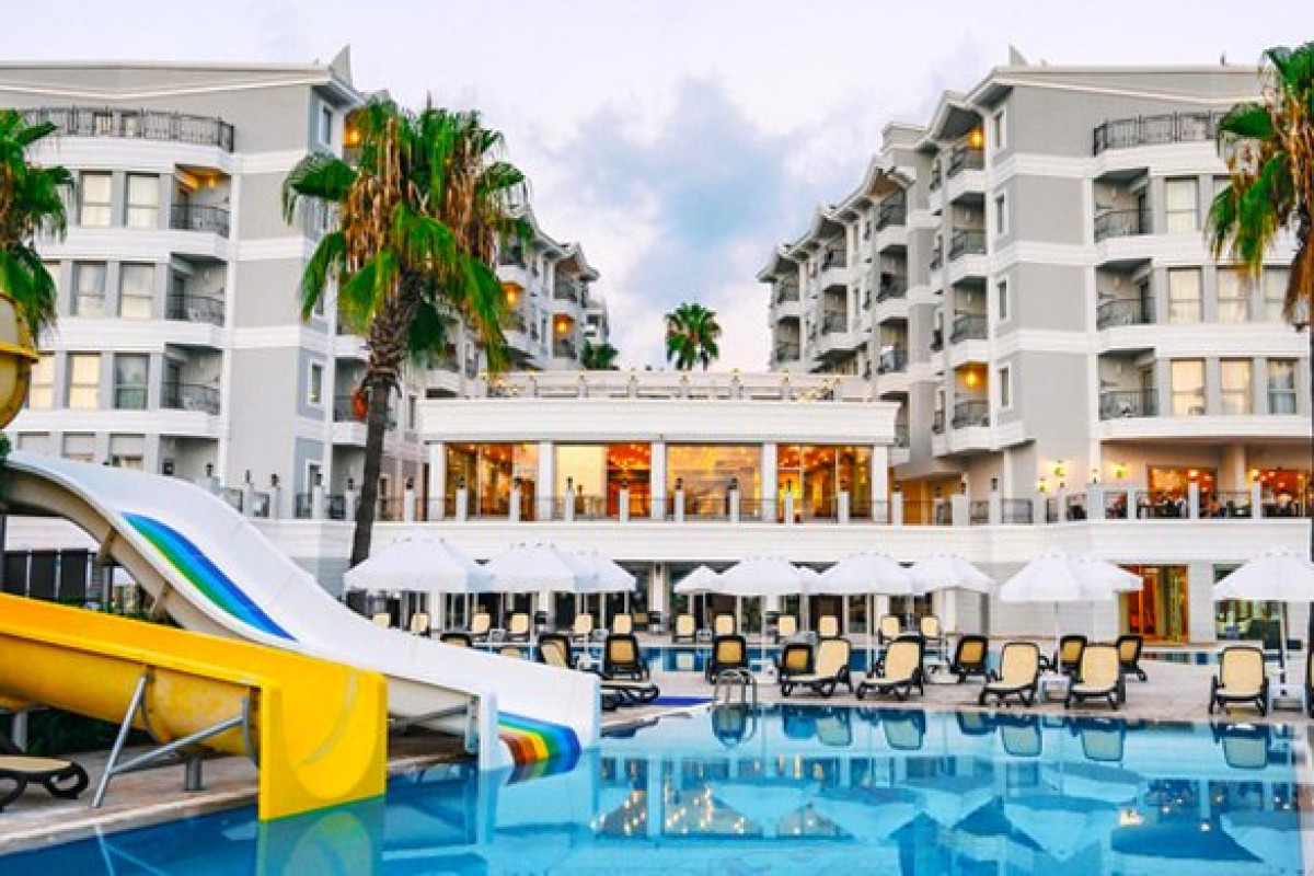 ROYAL ATLANTIS BEACH