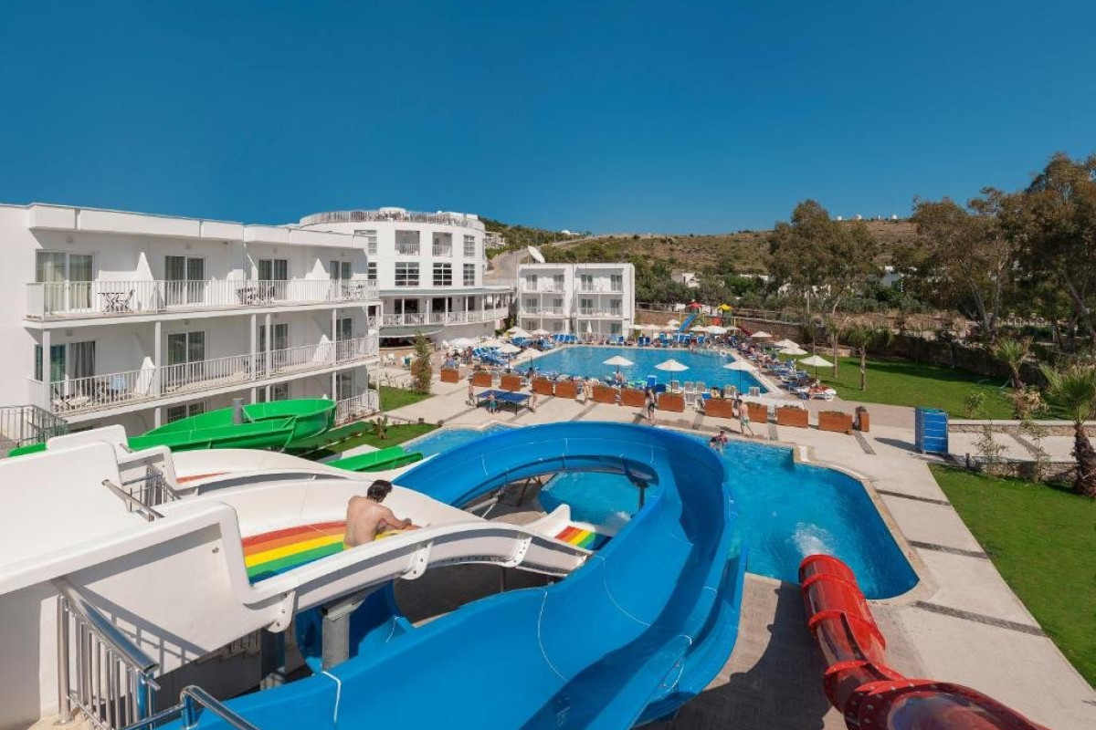 BODRUM BEACH RESORT