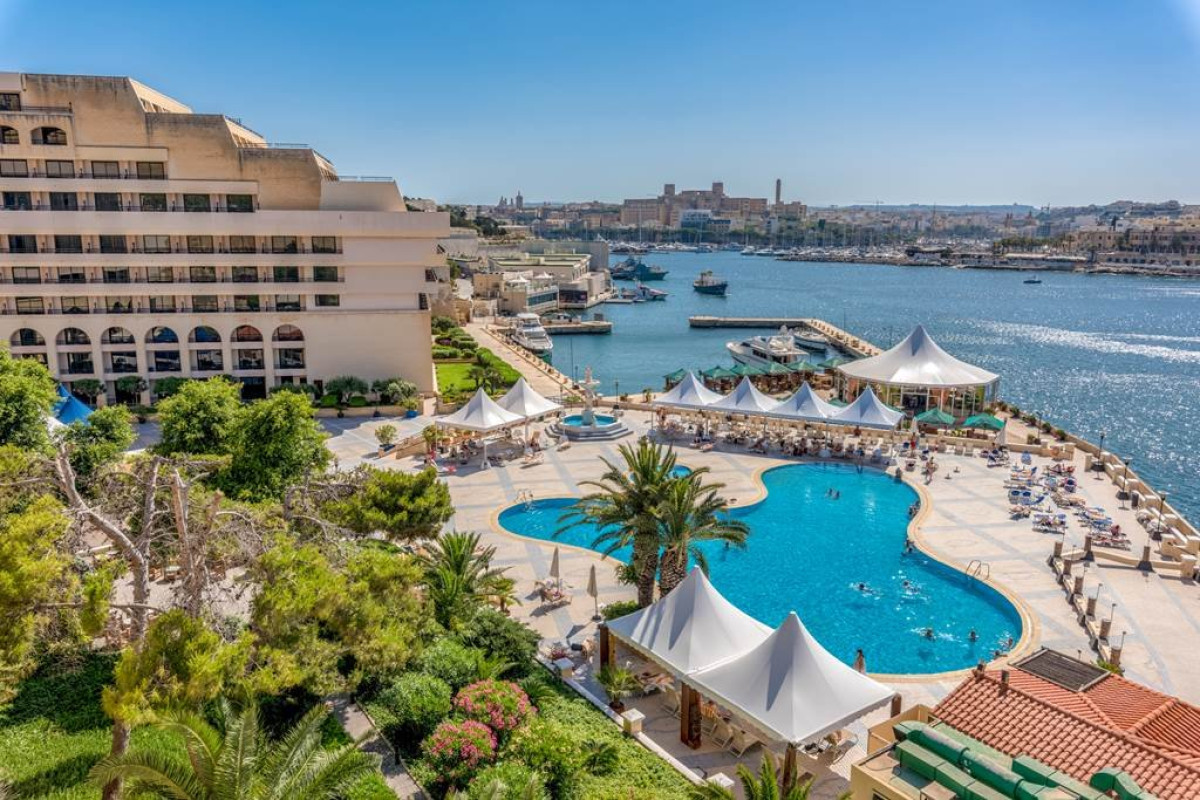 GRAND HOTEL EXCELSIOR