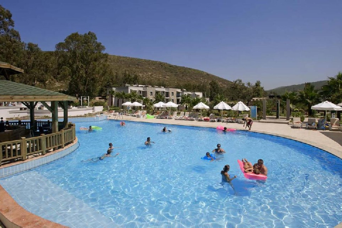 CRYSTAL GREEN BAY RESORT (Guvercinlik)