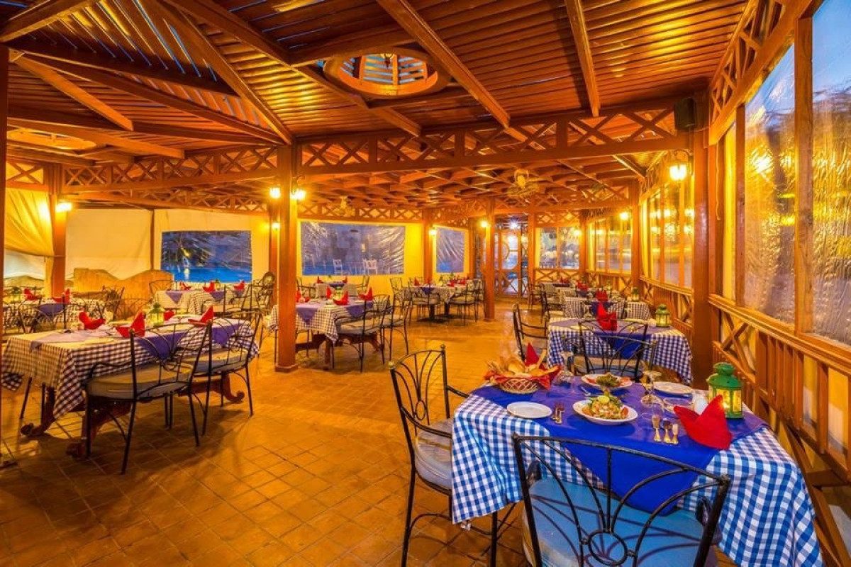 TIA HEIGHTS MAKADI BAY