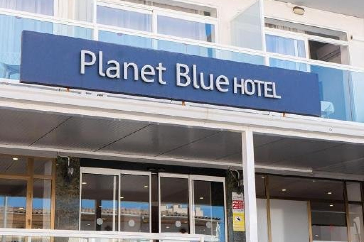 Planet Blue Hotel