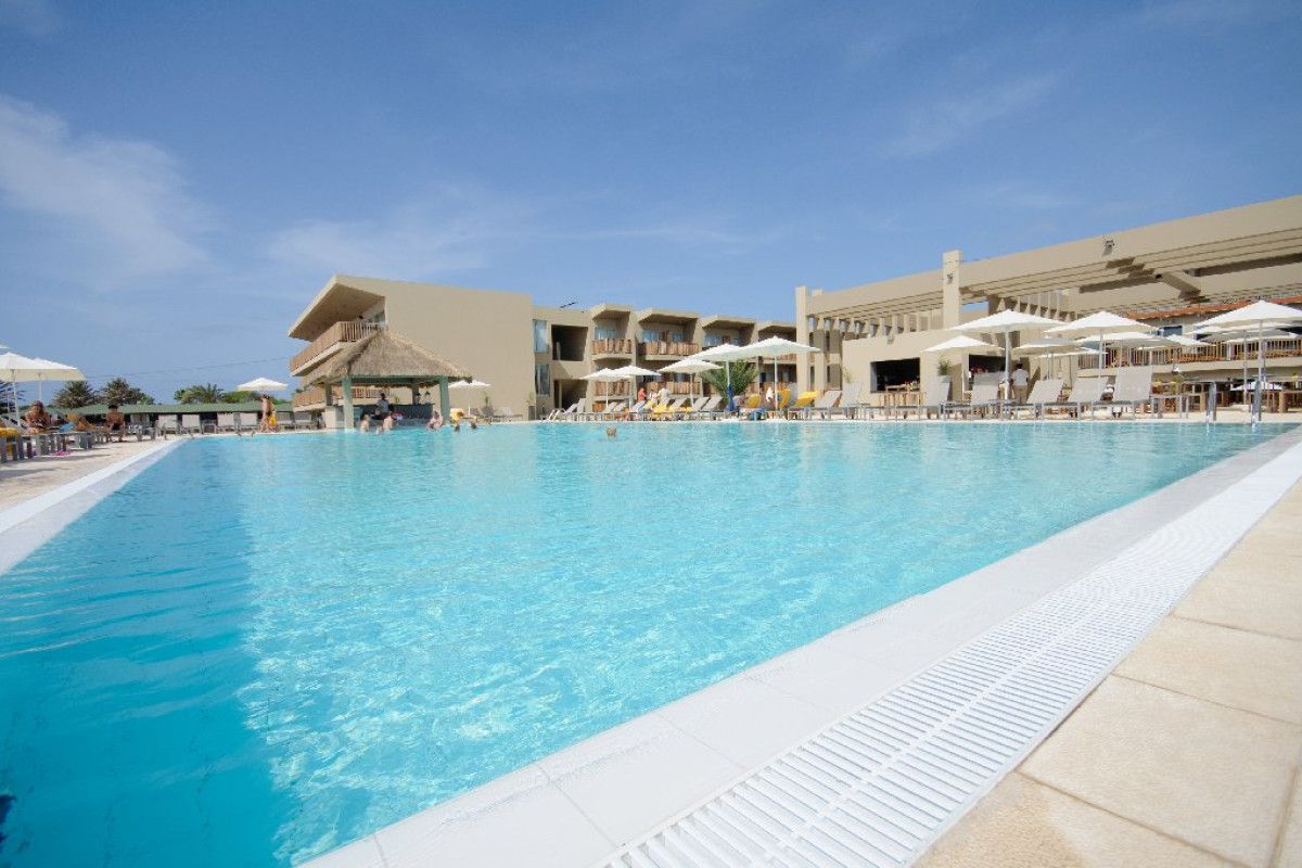 Oasis Atlantico Salinas  Sea