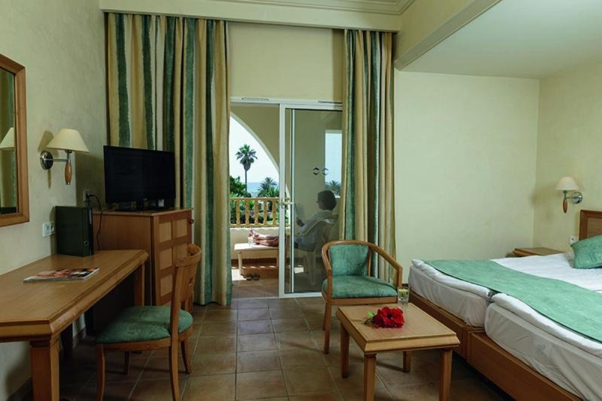 CALIMERA DELFINO BEACH RESORT