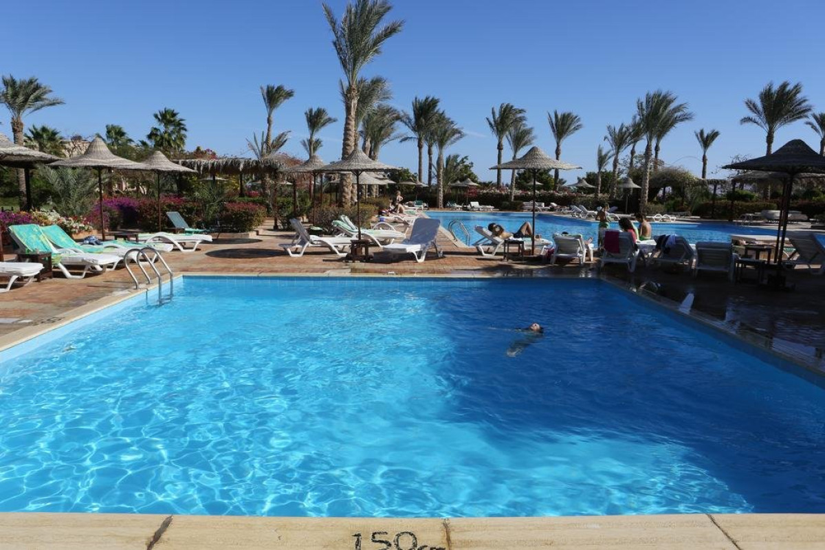 TAMRA BEACH RESORT