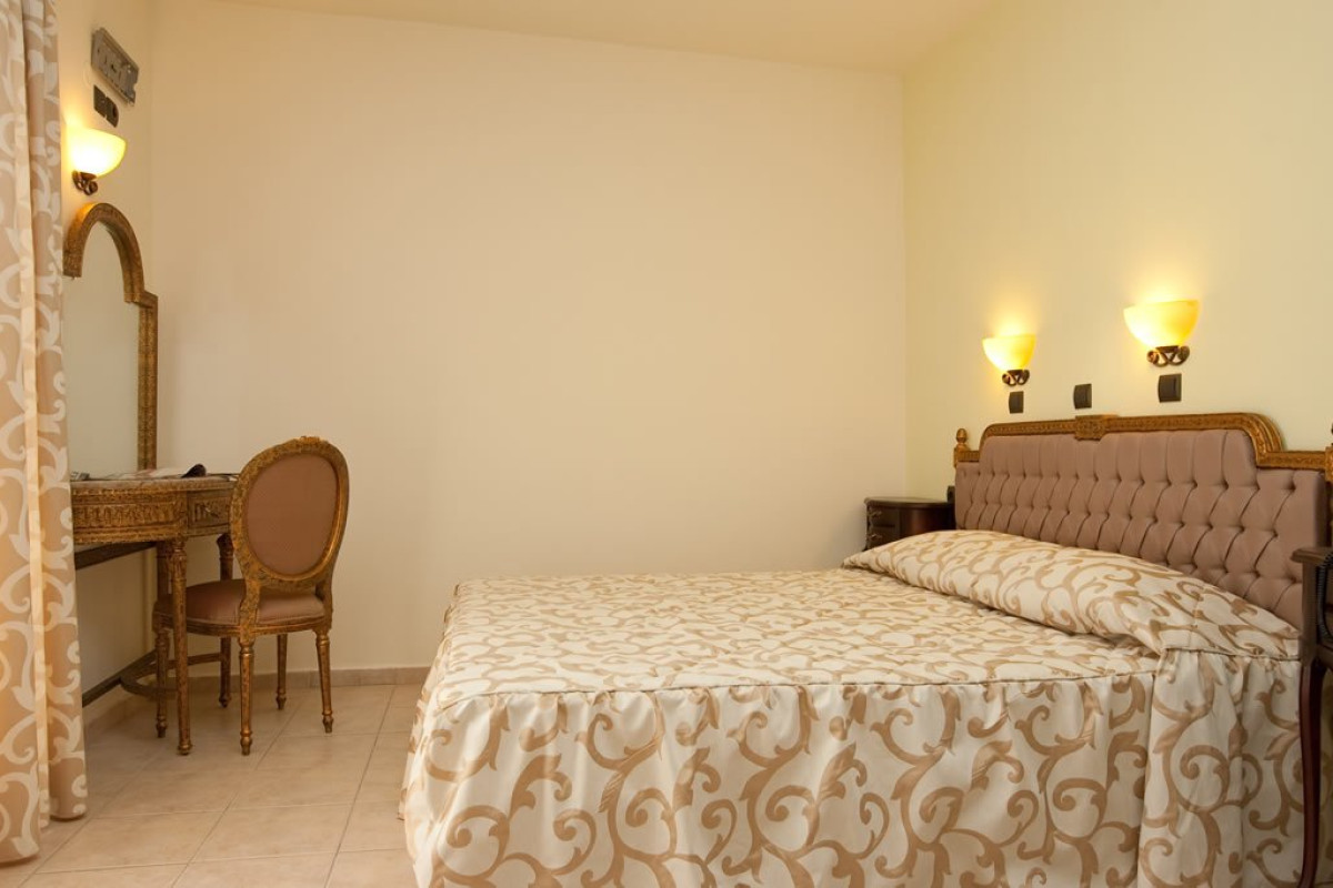 Dias Luxury Studios and Apartments (Stalida)