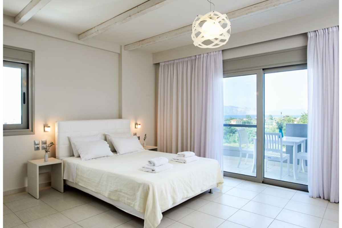 Altamar Hotel (Pefki)