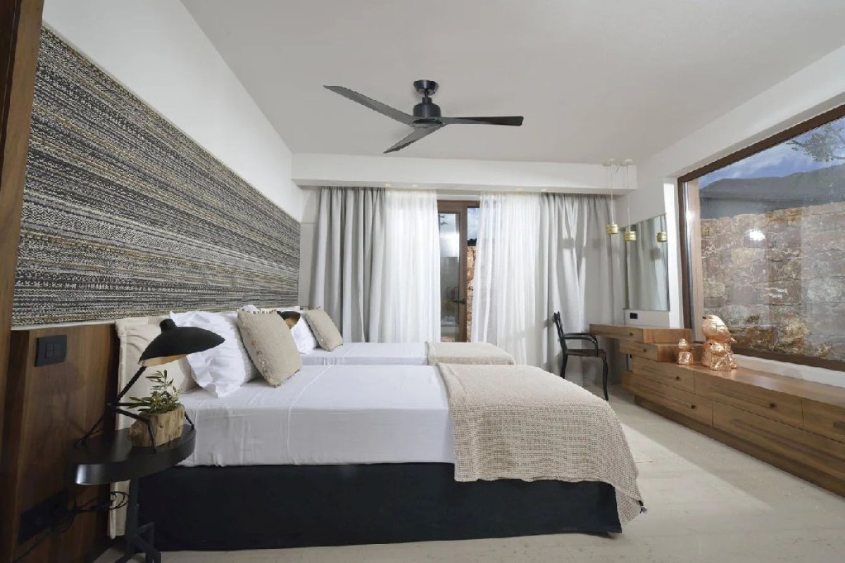 DOMES OF ELOUNDA AUTOGRAPH COLLECTION